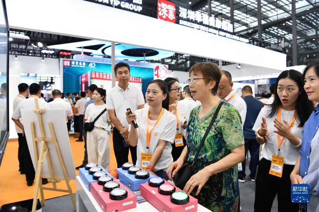 天天棋牌游戏